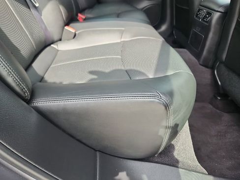 Used 2015 INFINITI Q70 3.7 image 30