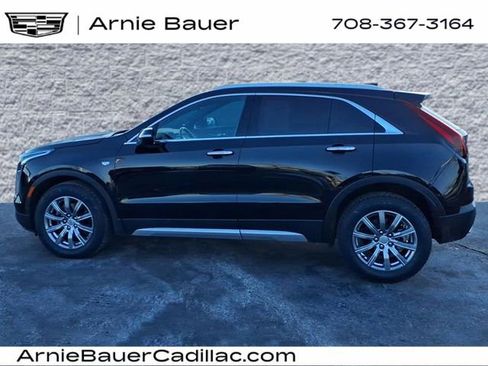 Certified 2023 Cadillac XT4 Premium Luxury w/ Cold Weather Package image 9