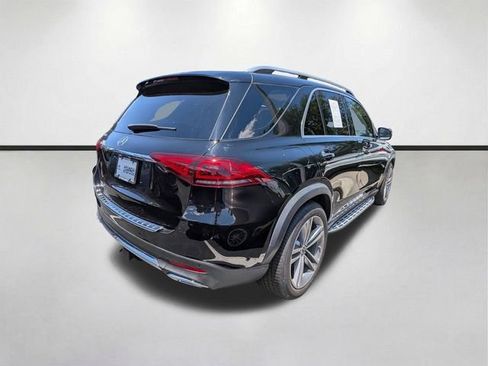 Used 2022 Mercedes-Benz GLE 350 w/ Premium Package image 3