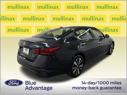 Used 2022 Nissan Altima 2.5 SV image 3