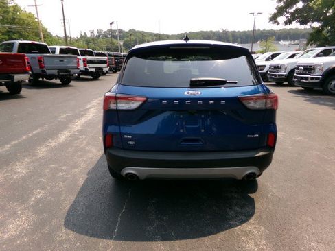 Used 2022 Ford Escape SE w/ Convenience Package AWD/4WD image 6
