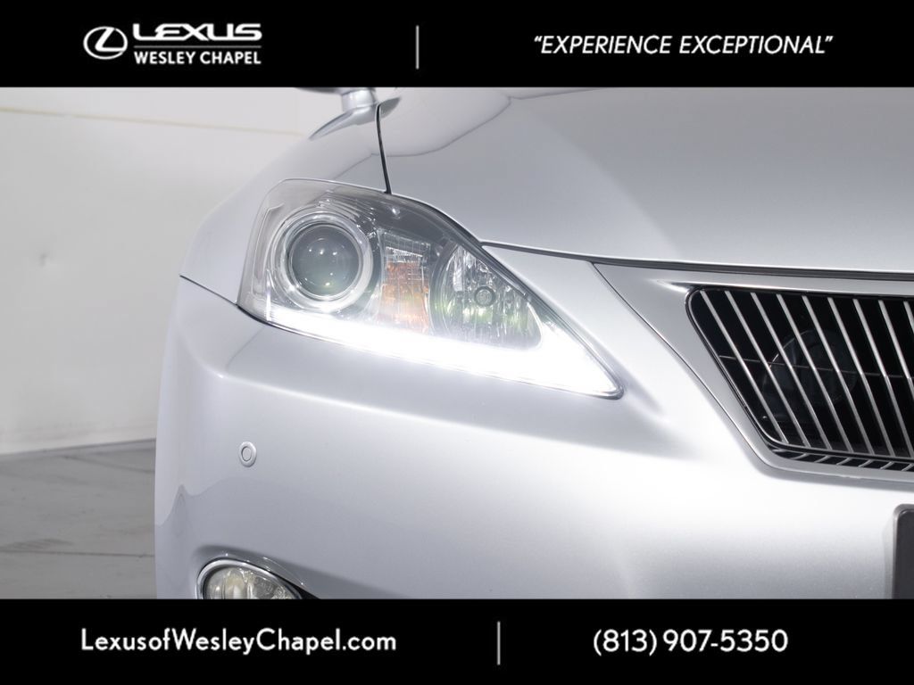 Used 2015 Lexus IS 250C w/ Luxury Package RWD image 10