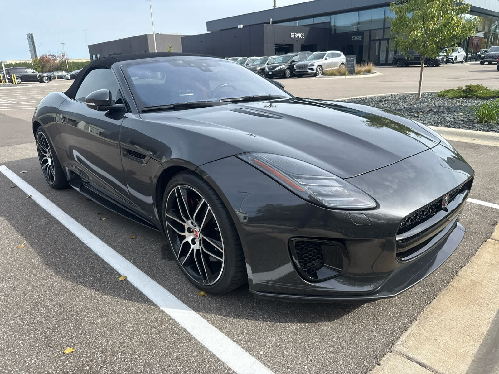 Used 2020 Jaguar F-TYPE Convertible RWD image 6