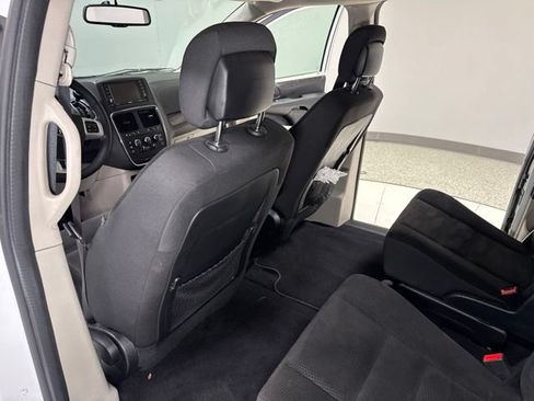 Used 2017 Dodge Grand Caravan SE w/ Power Window Group FWD image 22
