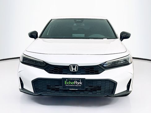 Used 2025 Honda Civic Sport image 2