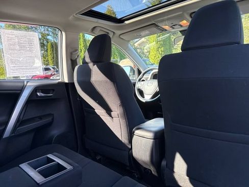 Used 2017 Toyota RAV4 XLE w/ Plus Special Value Package AWD/4WD image 22