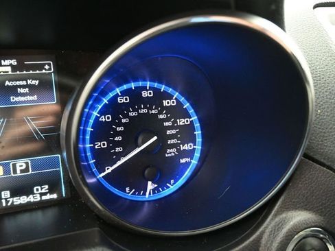 Used 2017 Subaru Outback 2.5i Limited image 29