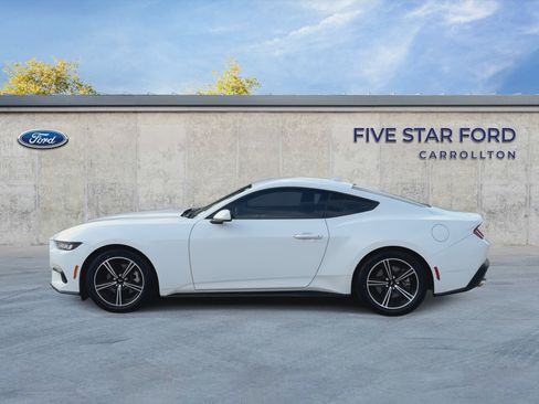 Certified 2024 Ford Mustang Coupe RWD image 5