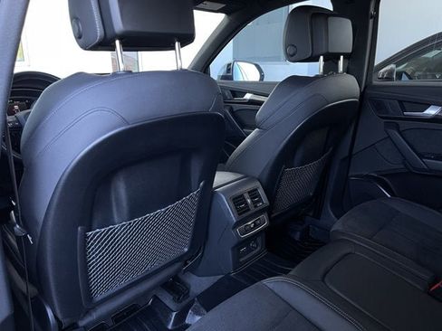Used 2022 Audi SQ5 Premium w/ Convenience Package image 24