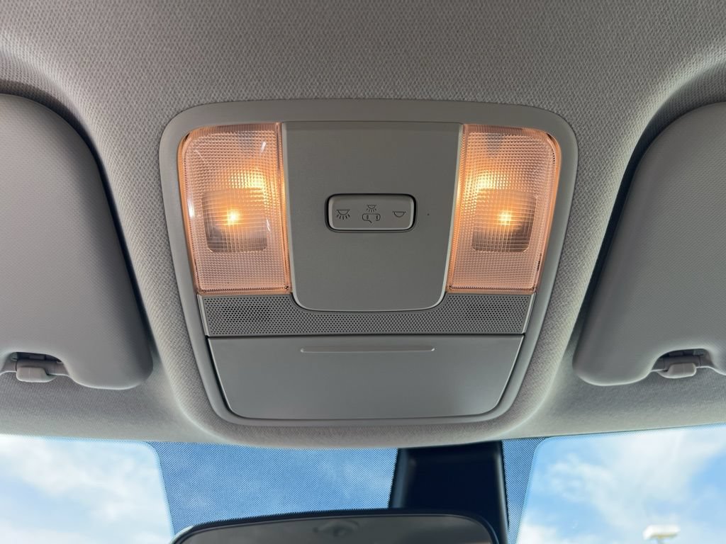 Used 2025 Kia Soul S FWD image 15
