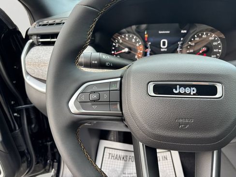 New 2026 Jeep Compass Latitude AWD/4WD image 21