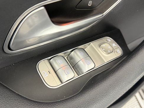 Used 2022 Mercedes-Benz GLS 450 4MATIC image 15