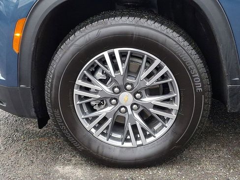 Used 2026 Chevrolet Traverse LT w/ Driver Confidence Package image 31