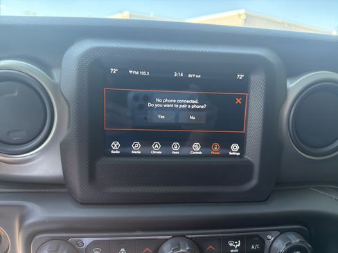 Used 2021 Jeep Wrangler Sport AWD/4WD image 19