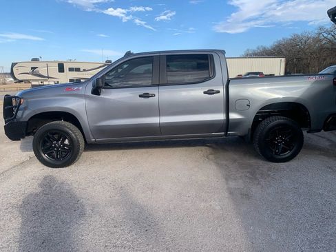 Used 2021 Chevrolet Silverado 1500 Custom Trail Boss image 2