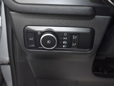 Used 2023 Ford Escape Platinum image 8