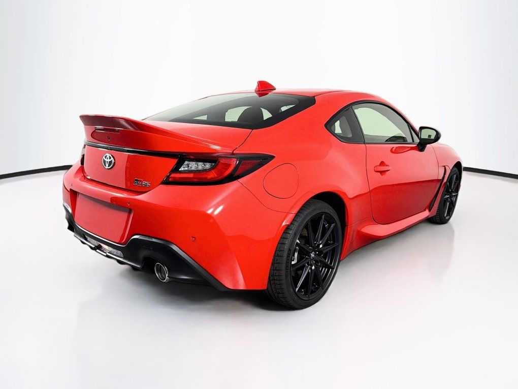 New 2027 Toyota GR86 Premium RWD image 9