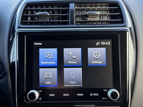 Used 2024 Mitsubishi Outlander Sport AWD image 3