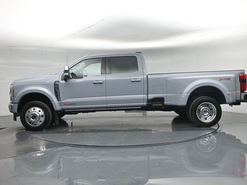 New 2026 Ford F450 Platinum w/ Platinum Plus Package AWD/4WD image 32