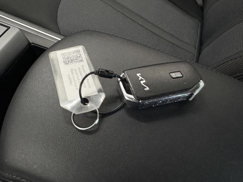 Used 2023 Kia K5 LXS image 27