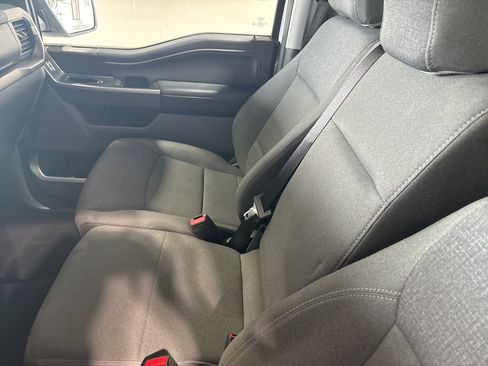 Used 2025 Ford F150 XLT w/ Equipment Group 301A Standard RWD image 16