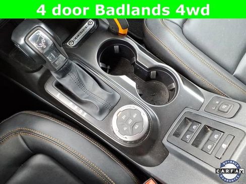 Used 2021 Ford Bronco Badlands image 28