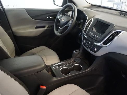 Used 2019 Chevrolet Equinox LS FWD image 21