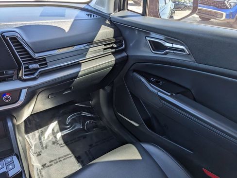 Certified 2023 Kia Sportage SX image 18