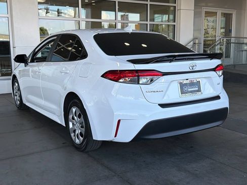 Certified 2024 Toyota Corolla LE FWD image 10
