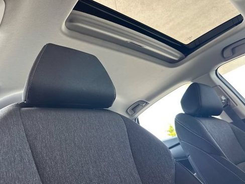 Used 2025 Honda Accord SE image 18