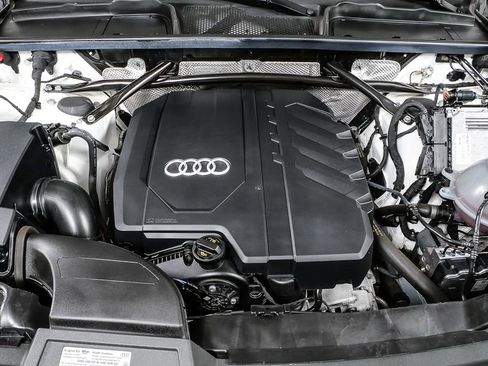 Used 2023 Audi Q5 2.0T Premium w/ Convenience Package image 35