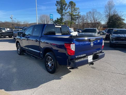Used 2024 Nissan Titan SV w/ SV Convenience Package image 50