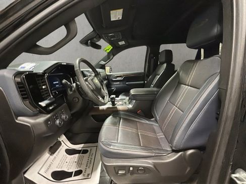 Used 2024 Chevrolet Silverado 1500 High Country w/ High Country Premium Package image 10