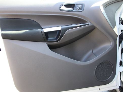 Used 2019 Ford Transit Connect XLT FWD image 8