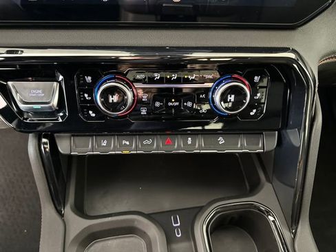 Used 2024 GMC Sierra 2500 AT4 w/ AT4 Premium Plus Package image 23