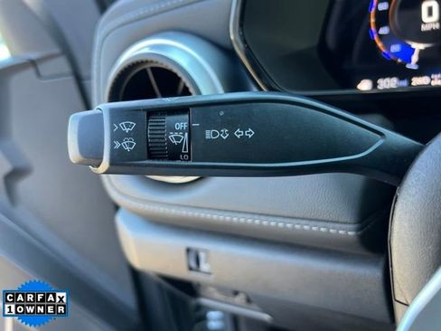 Used 2025 Chevrolet Colorado LT w/ LT Convenience Package image 18