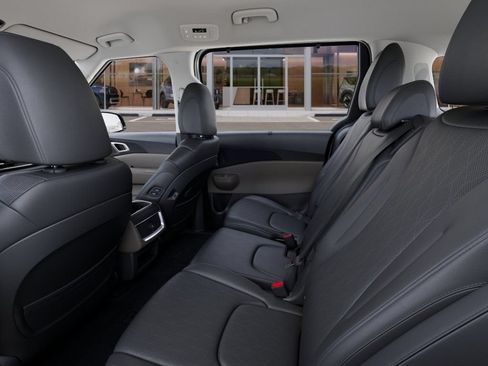 New 2027 Kia Carnival EX FWD image 18