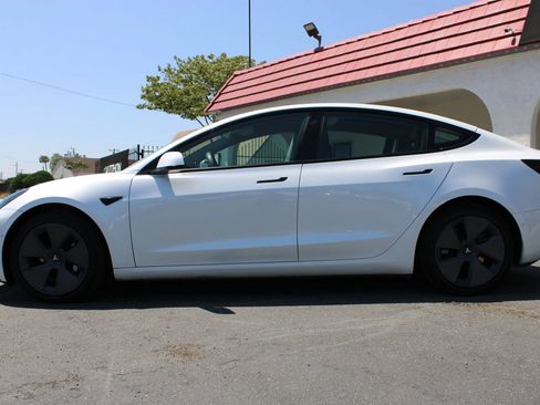Used 2022 Tesla Model 3 Long Range AWD/4WD image 19