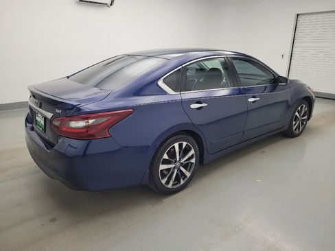 Used 2017 Nissan Altima 2.5 SR FWD image 10