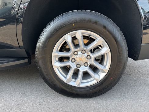 Used 2025 Chevrolet Tahoe LT AWD/4WD image 30