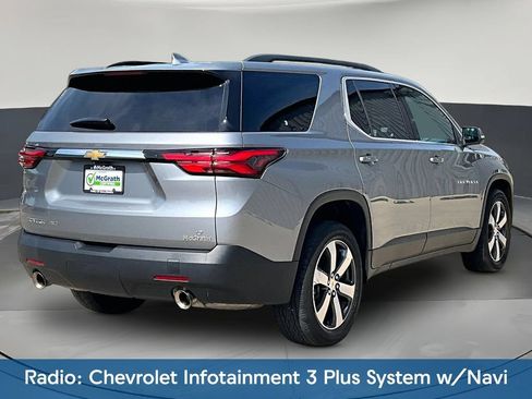 Used 2023 Chevrolet Traverse LT w/ LT Premium Package AWD/4WD image 8