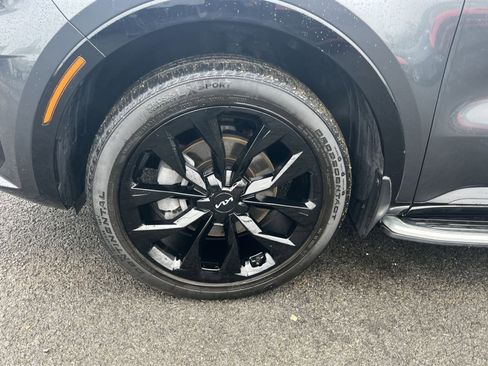 Used 2022 Kia Sorento SX image 12