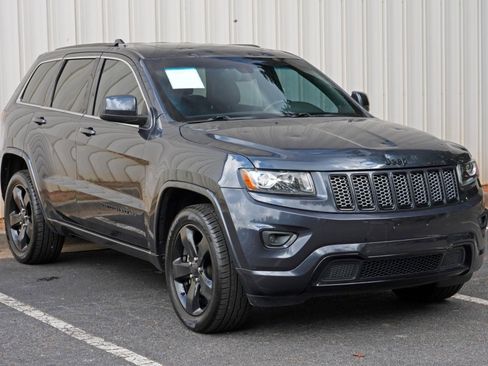 Used 2015 Jeep Grand Cherokee Altitude AWD/4WD image 55