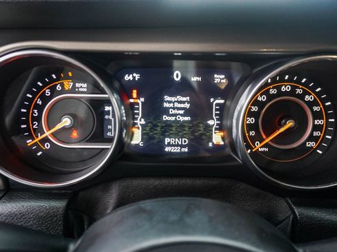 Used 2018 Jeep Wrangler Unlimited Rubicon AWD/4WD image 22