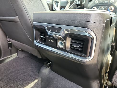 Used 2021 GMC Sierra 2500 Denali w/ Denali Ultimate Package AWD/4WD image 41