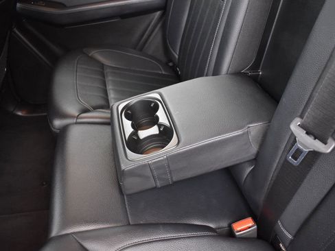 Used 2018 Mercedes-Benz GLE 350 image 25