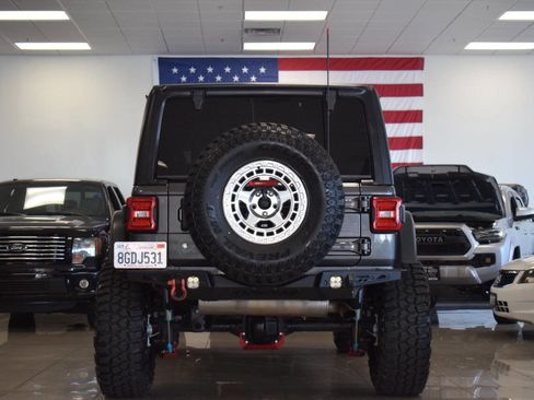 Used 2018 Jeep Wrangler Unlimited Rubicon image 27