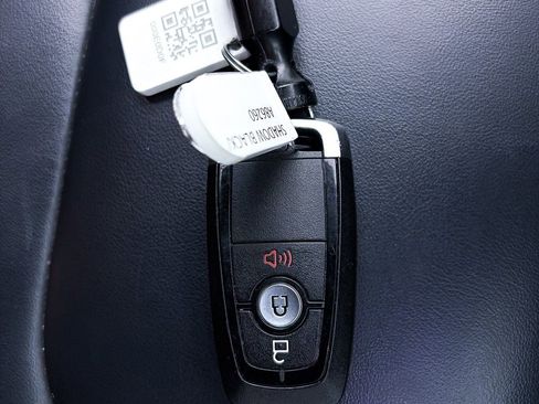 Used 2023 Ford Maverick Lariat w/ Lariat Luxury Package image 28