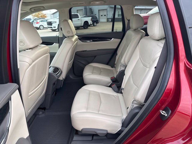 Used 2021 Cadillac XT6 Premium Luxury w/ LPO, Floor Liner Package AWD/4WD image 21