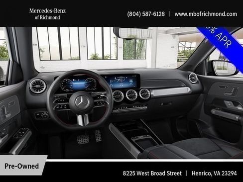 Used 2025 Mercedes-Benz GLB 250 4MATIC image 3
